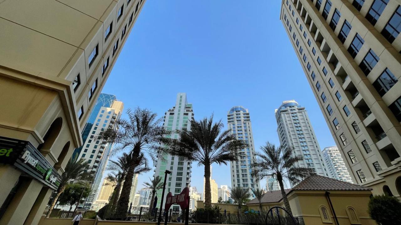 Business Backpackers Jbr Hostel Dubai Buitenkant foto