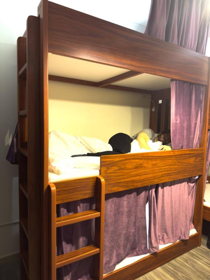 Business Backpackers Jbr Hostel Dubai Buitenkant foto